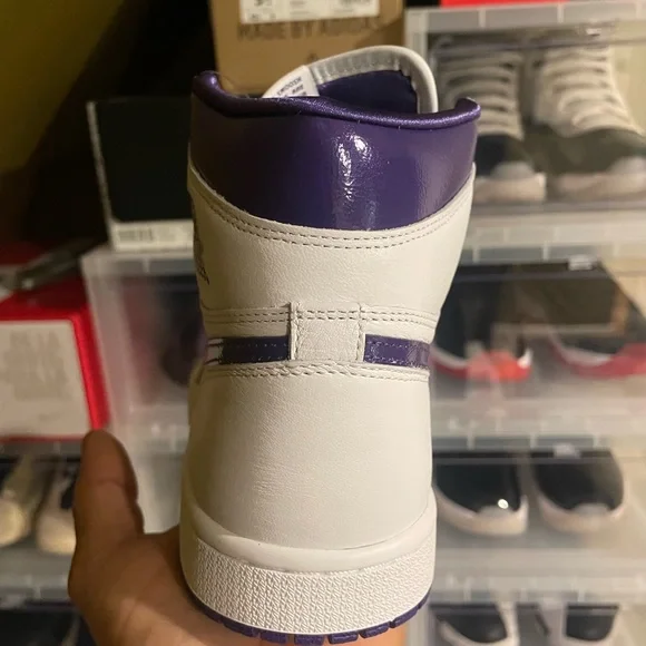 Wmns Air Jordan 1 Court Purple